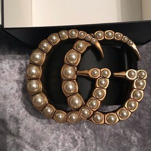 Gucci large pearl buckle belt